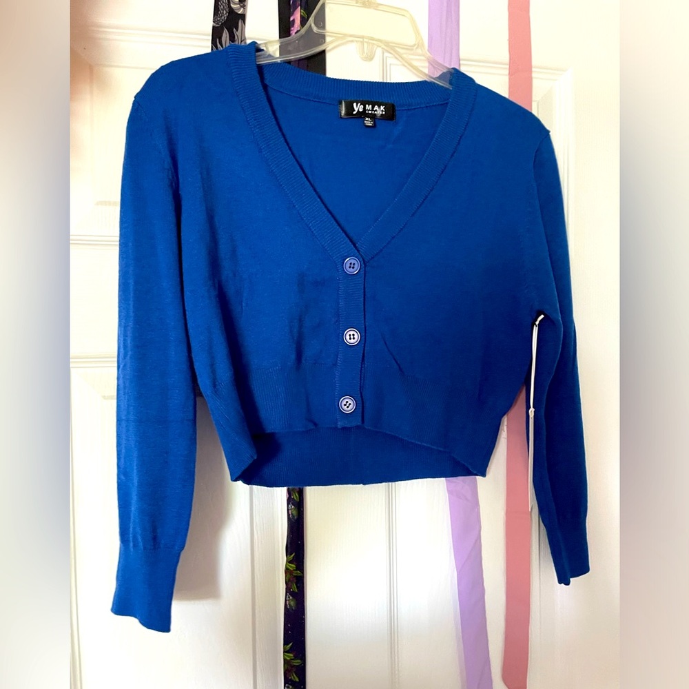 BLUE CROP CARDIGAN SWEATER